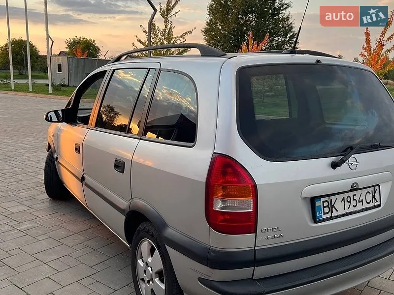 Opel Zafira