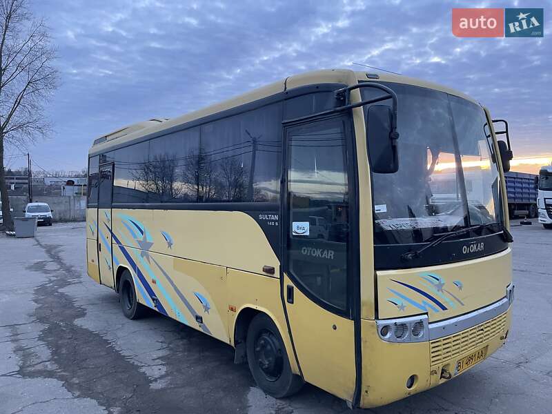 Пригородный автобус Otokar Sultan 2004 в Полтаве
