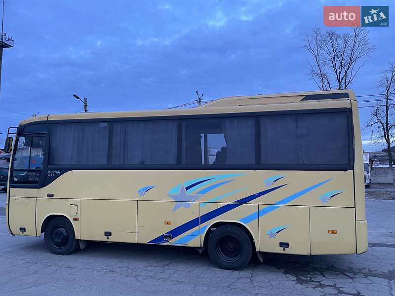 Пригородный автобус Otokar Sultan 2004 в Полтаве