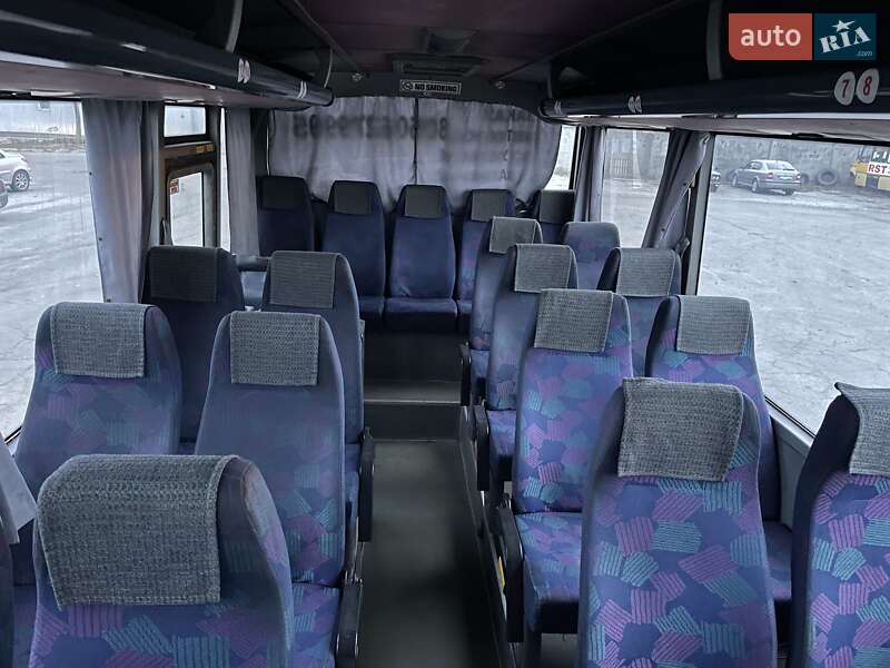 Пригородный автобус Otokar Sultan 2004 в Полтаве