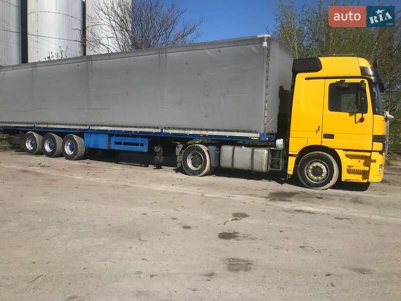 Бортовой полуприцеп Pacton TXL