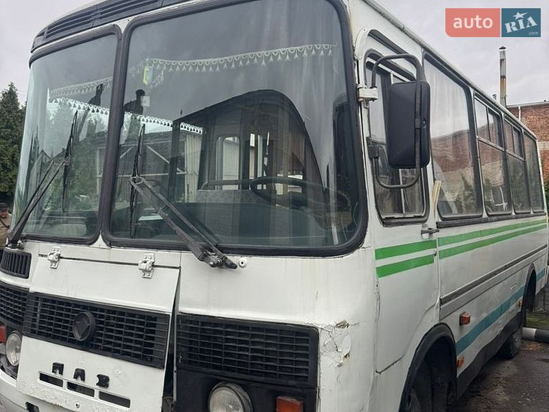 ПАЗ 32051