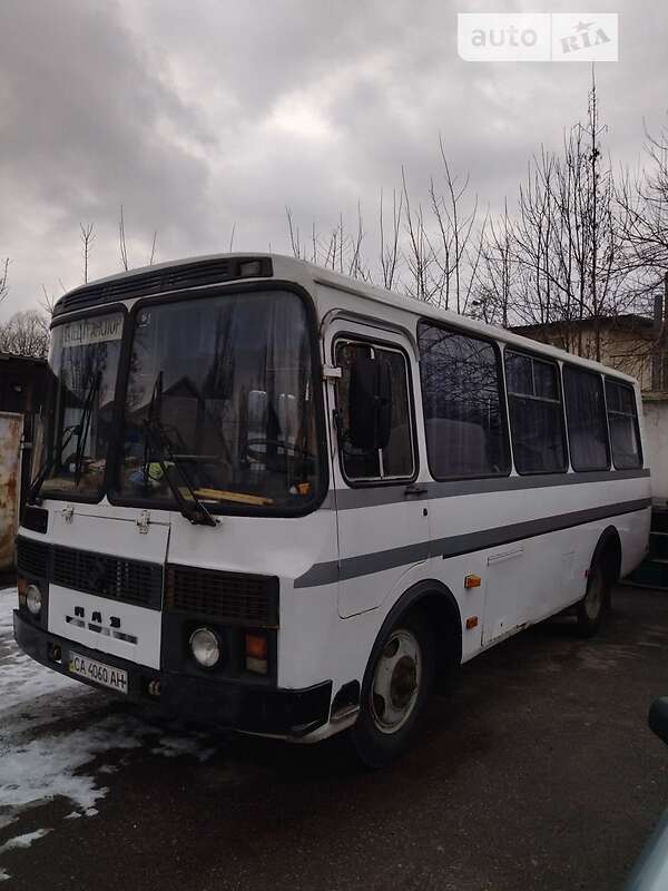 ПАЗ 32054