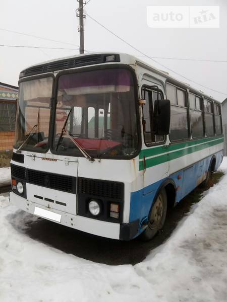 Міський автобус ПАЗ 3205