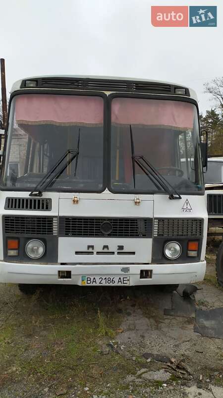 ПАЗ 3205