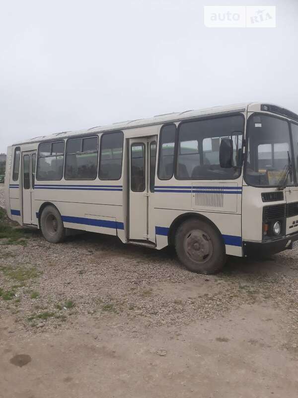 Приміський автобус ПАЗ 4234
