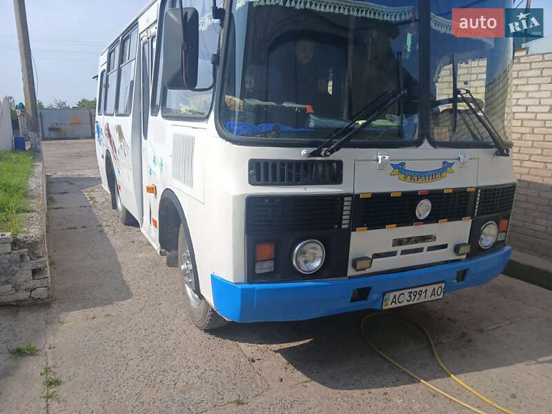 Приміський автобус ПАЗ
