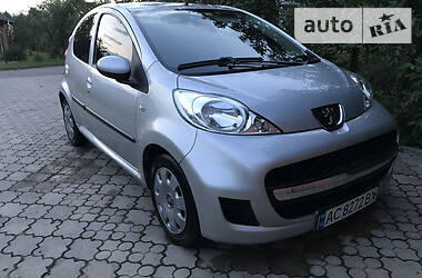 Peugeot 107  2010