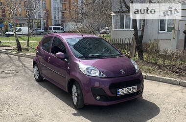 Peugeot 107 Full 2012