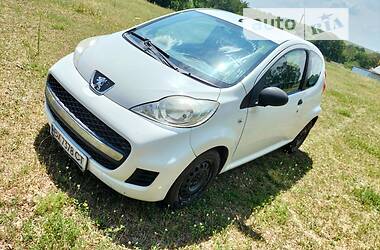 Peugeot 107  2011