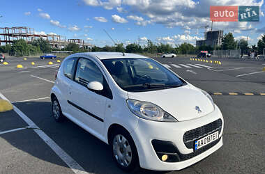 Peugeot 107  2012