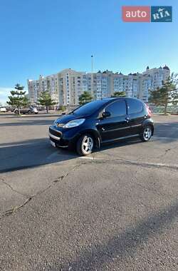Peugeot 107  2011