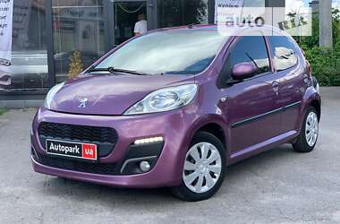 Peugeot 107  2012