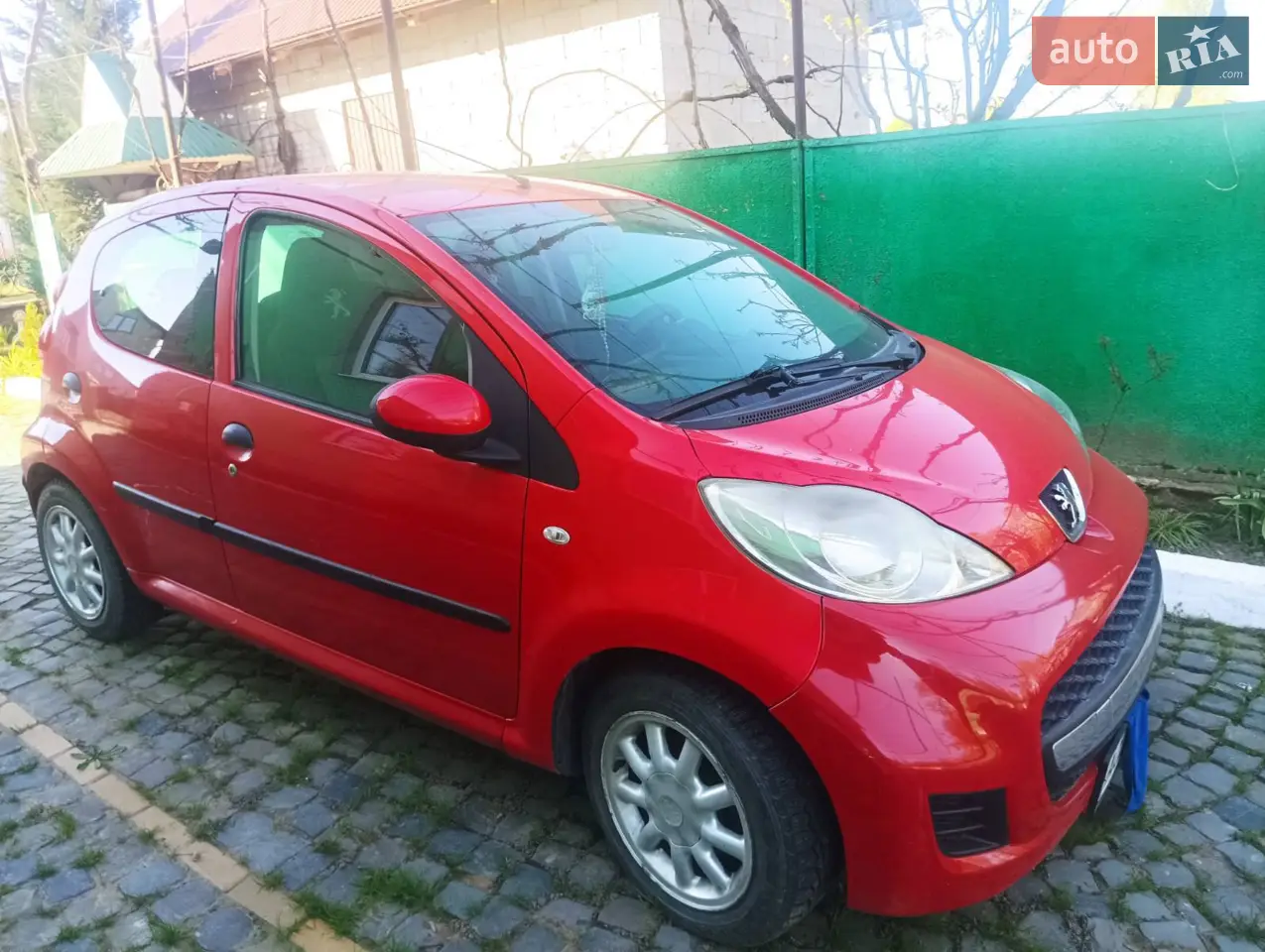 2011 Peugeot 107 - мініатюра 2