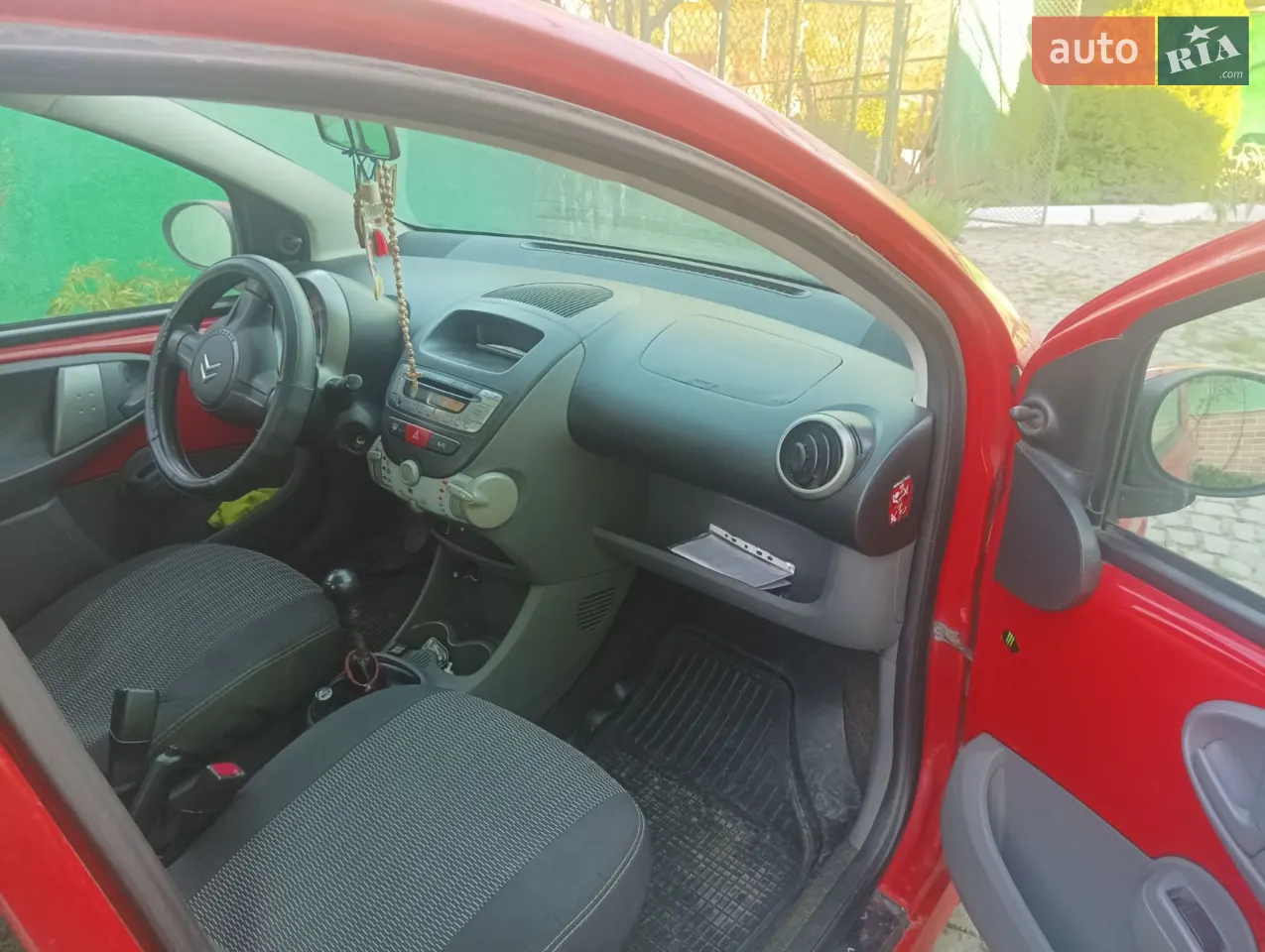 2011 Peugeot 107 - мініатюра 5