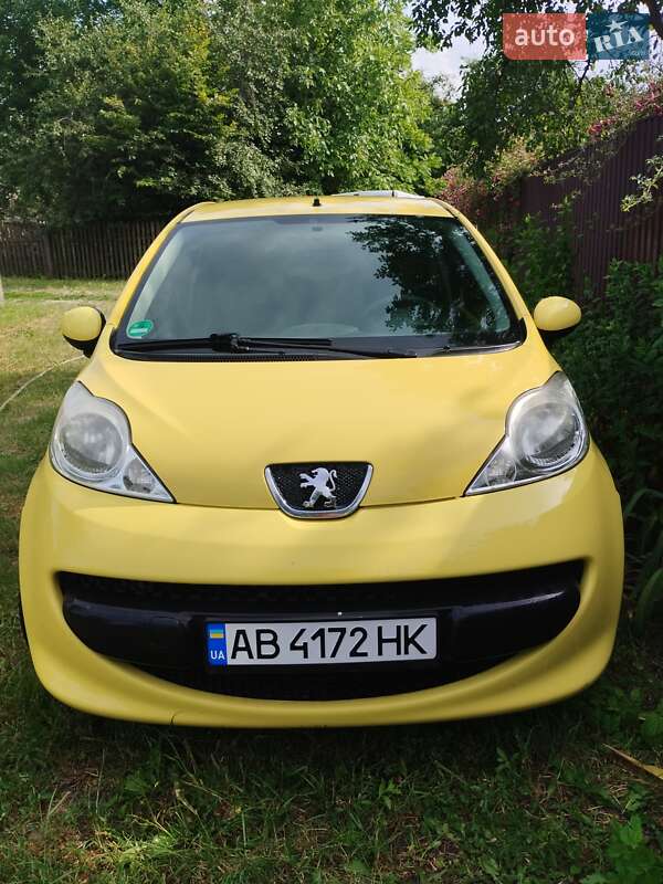 Хетчбек Peugeot 107