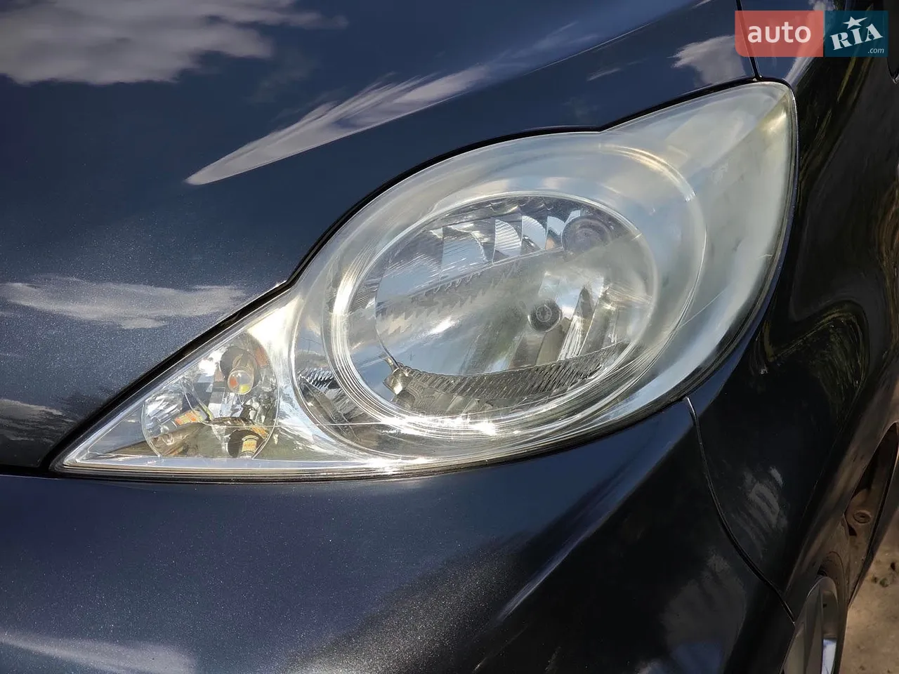 2010 Peugeot 107 - мініатюра 4