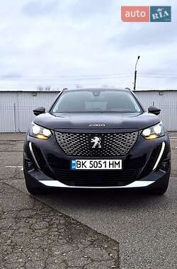 Peugeot 2008  2021