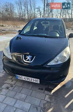 Peugeot 206 plus  2011