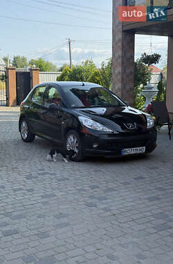 Peugeot 206 plus  2011