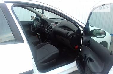 Peugeot 206  2008