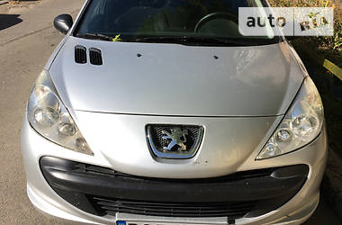 Peugeot 206  2012