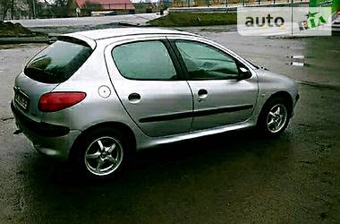 Peugeot 206  2002