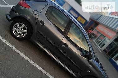 Peugeot 206  2006