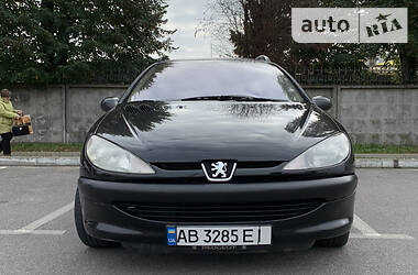 Peugeot 206  2003