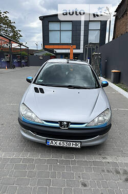 Peugeot 206  2000