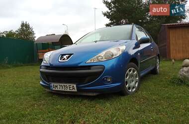 Peugeot 206  2010