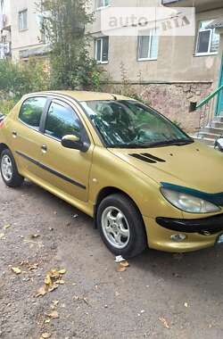 Peugeot 206  2003