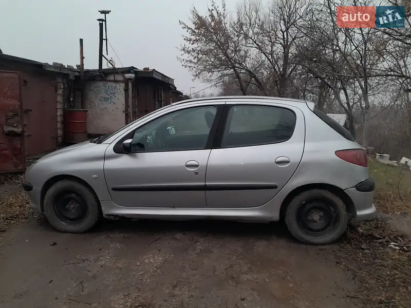 Peugeot 206 2003