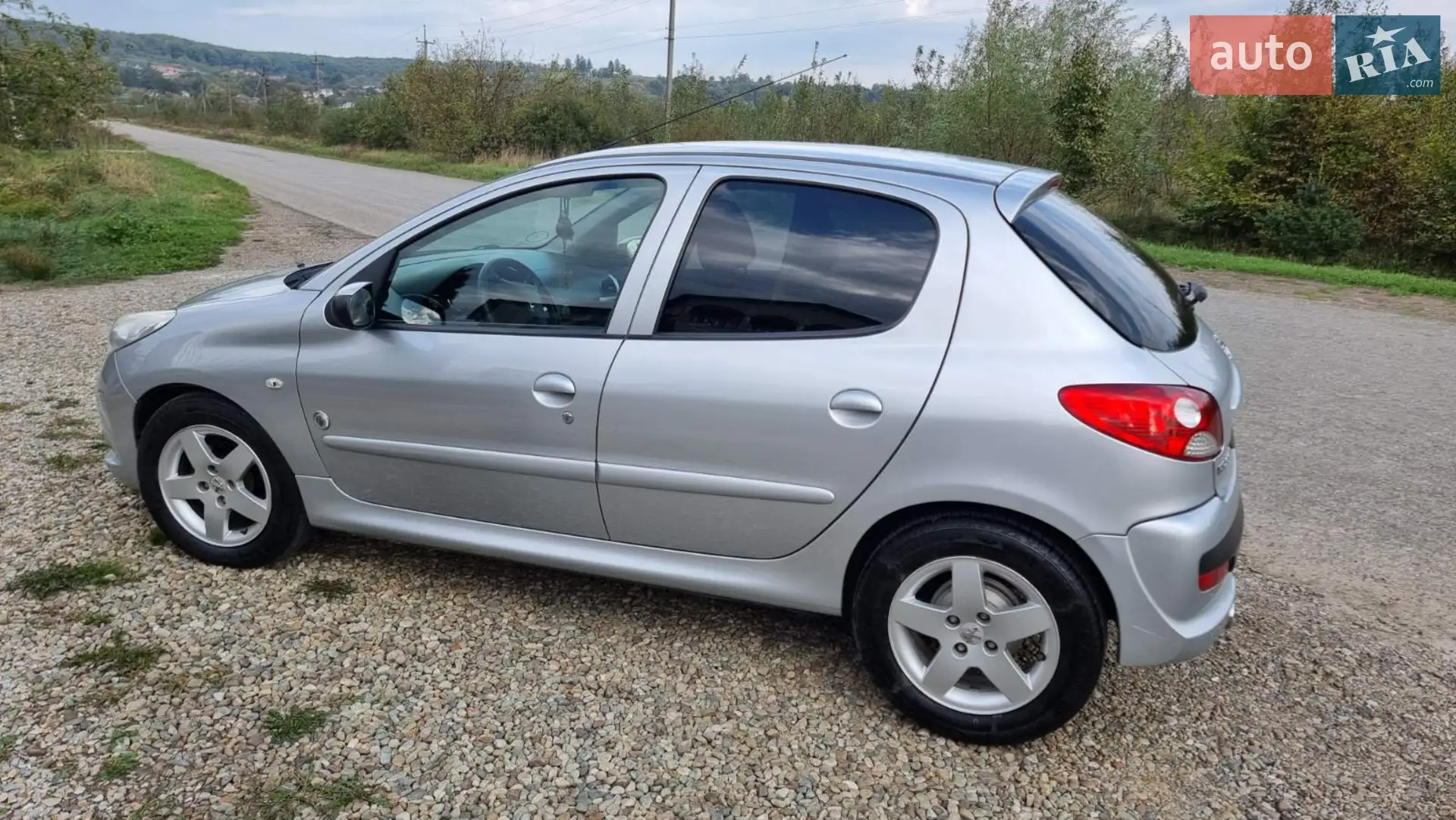 Peugeot 206 2012 VIN VF32M8HR0CY036418 фото оголошення 4 з 10