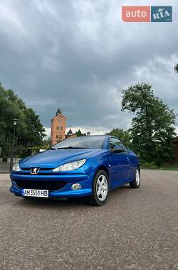 Peugeot 206  2004