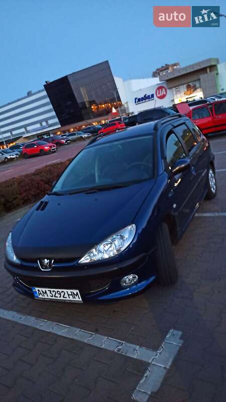 Універсал Peugeot 206