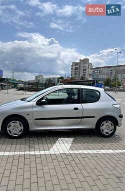 Peugeot 206  2000