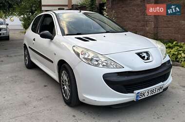Peugeot 206  2011