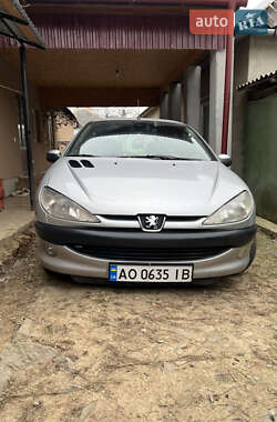 Peugeot 206  2000
