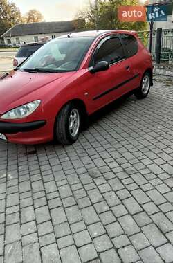 Peugeot 206  2002