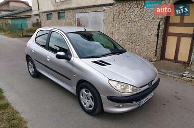 Peugeot 206  1999