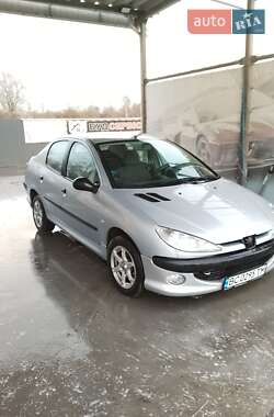 Peugeot 206  2010