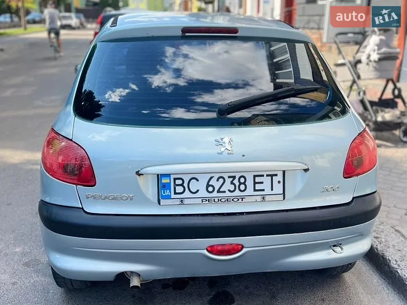 Peugeot 206