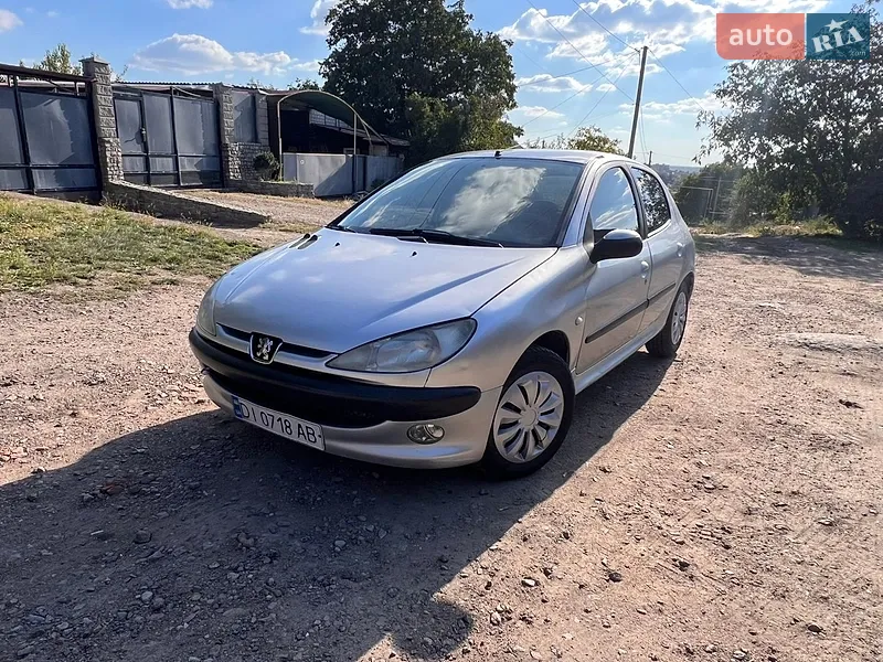 Peugeot 206