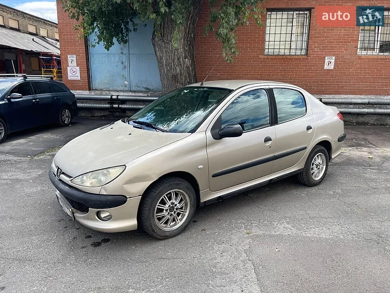 Peugeot 206
