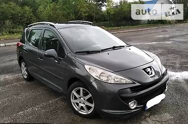 Peugeot 207  2009