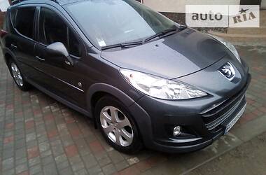 Peugeot 207 outdoor panorama 2012