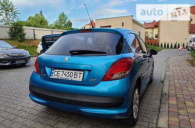 Peugeot 207  2011