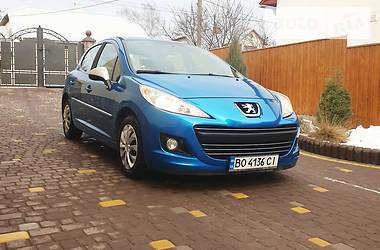 Peugeot 207  2011