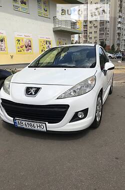 Peugeot 207  2012